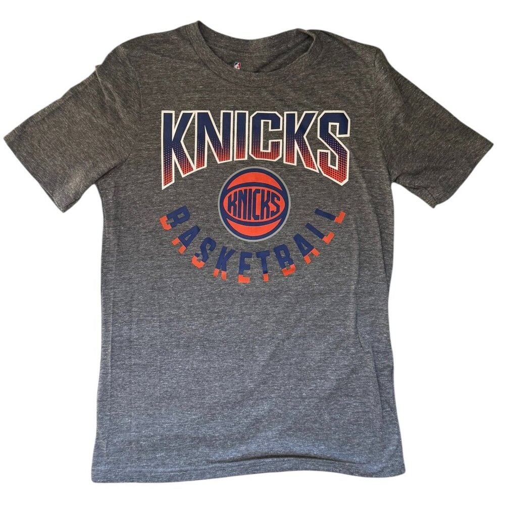 New York Knicks Gray Basketball NBA Tshirt - YL 14/16 - EUC